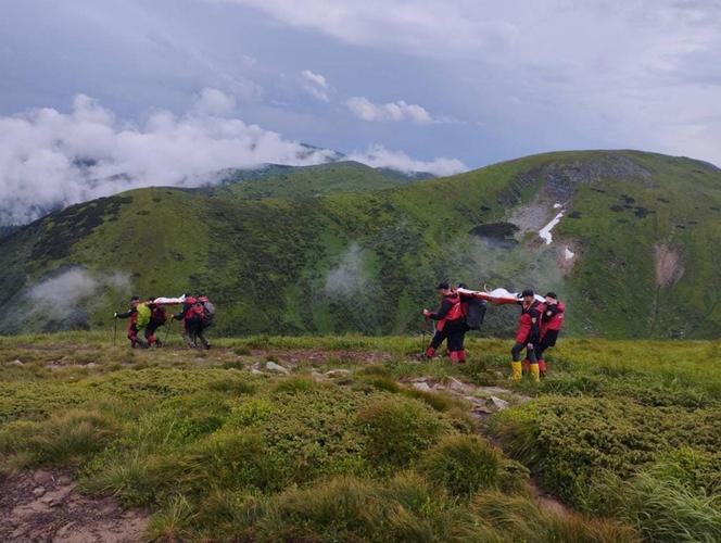 Dwie osoby zginęły na górze Hoverla z powodu pioruna