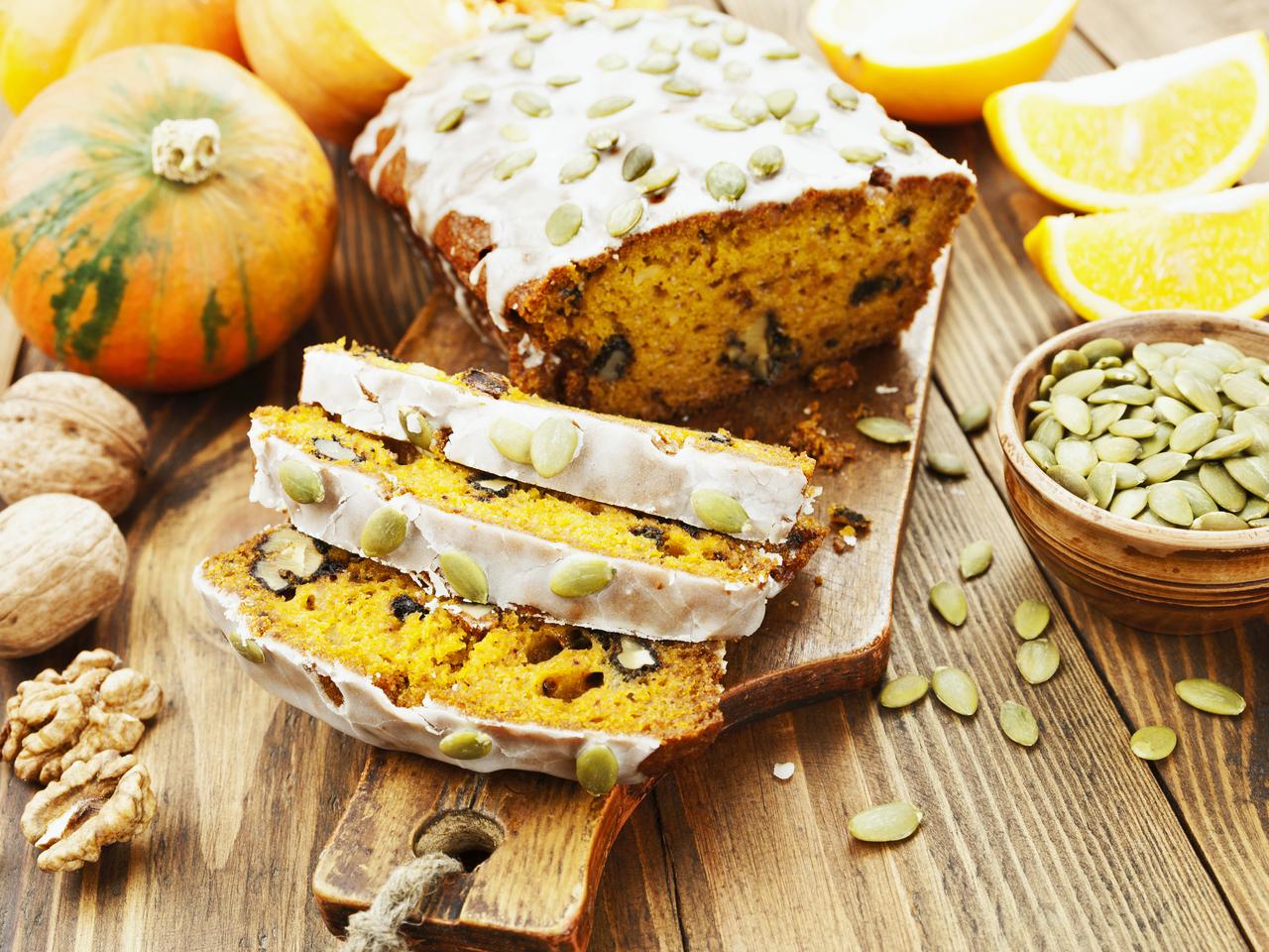 Ciasto z dyni: przepis na ciasto dyniowe z bakaliami