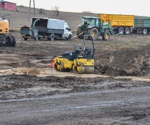 Bogacze budują 55-metrowy pomnik Matki Boskiej