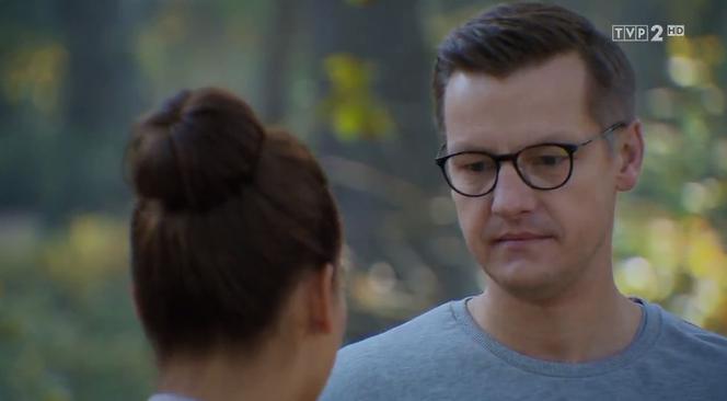 M jak miłość odcinek 1417, Magda (Anna Mucha), Piotrek (Marcin Mroczek)