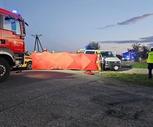 Śmiertelny wypadek na szosie Gniezno - Czerniejewo w Gębarzewie, skuter uderzył w busa