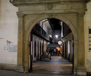 „Morawski Manchester” leży zaledwie kilka godziny drogi z Małopolski. Ma drugie największe katakumby w Europie