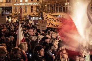 Poznań: Zaplanowano kolejny Łańcuch Światła. MOCNY APEL organizatorów  