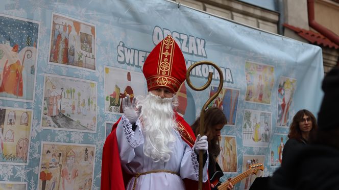 Ulicami Lublina przeszedł Orszak św. Mikołaja