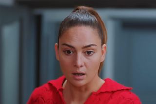 Miłość i nadzieja, odcinek 337. Yildiz