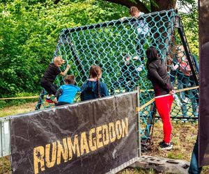 Runmageddon Kids rozgrzał Chorzów. 330 młodych zawodników pokonywało przeszkody