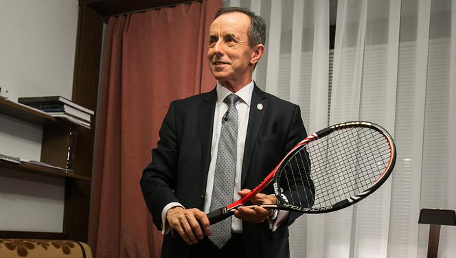 Squash i joga dla senatorów