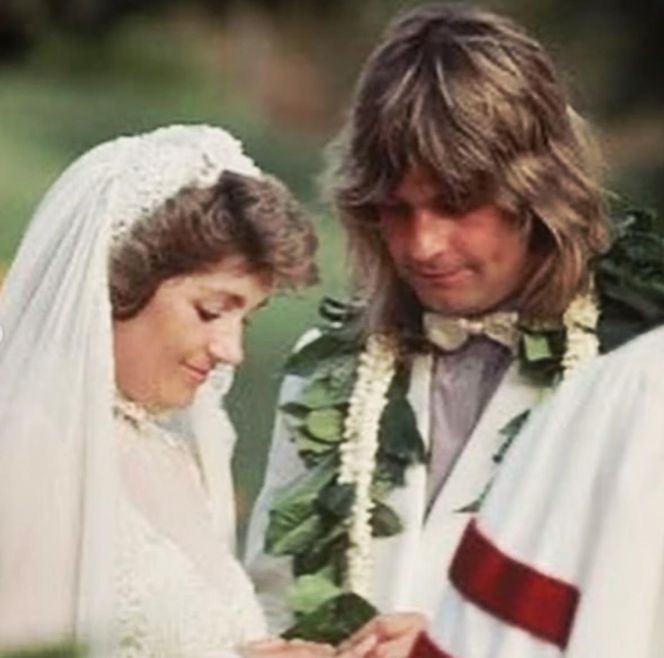 Miłość, która przetrwała piekło. Historia Ozzy’ego i Sharon Osbourne – toksyczna, szalona i prawdziwa