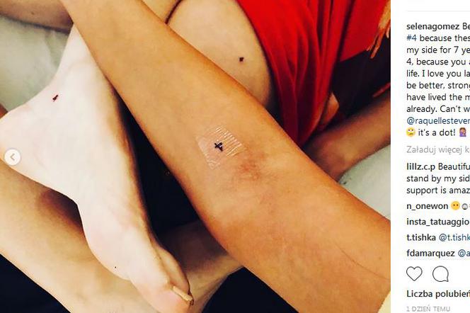 Selena Gomez i jej przyjaciółki zrobiły sobie tatuaże