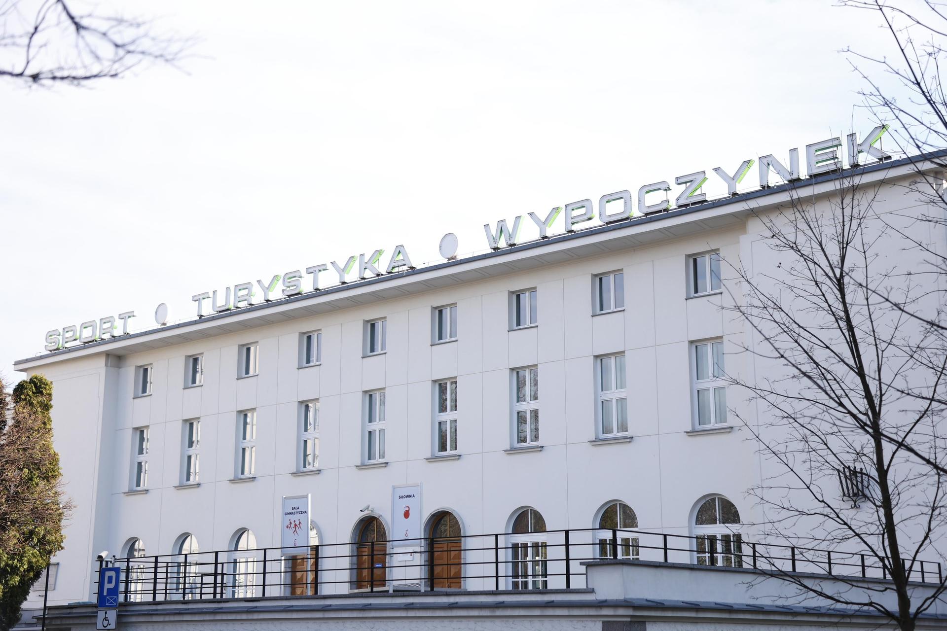 Warszawskie neony z PRL-u - zobacz zdjęcia iluminacji i sprawdź, gdzie je znaleźć