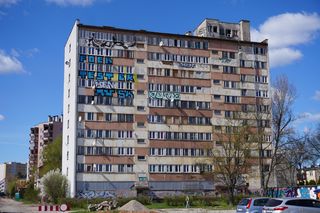 Wieżowiec przy Młodej 4 w Kielcach