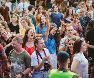 Festiwal Życia w Kokotku trwa. To chrześcijański Woodstock ZDJĘCIA 