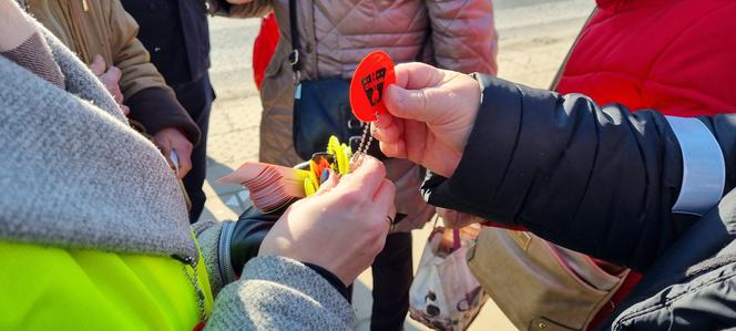 W walentynki policja przypomina, że kochać musimy się też na drodze