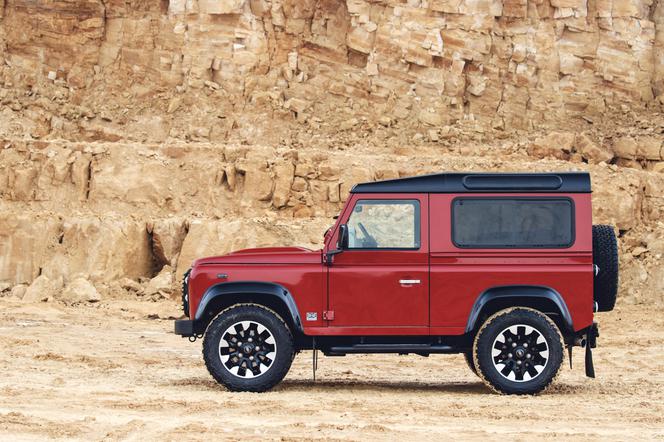 Land Rover Defender Works V8 - 70th Edition