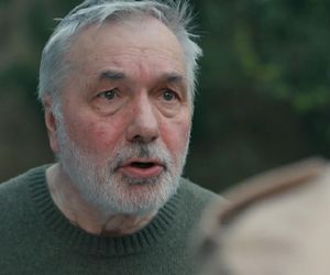 Barwy szczęścia odc. 3244. Andrzej Zastoja (Leon Charewicz),  Antoni Kiryłło  (Cezary Nowak)44. Andrzej Zastoja (Leon Charewicz)