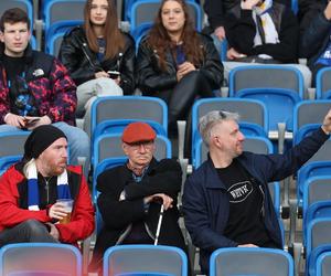 Kibice na Stadionie Śląskim podczas Wielkich Derbów Śląska (16.03.2024)