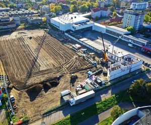 Stadion przy Kusocińskiego coraz bliżej