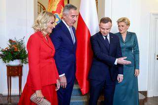 Agata Duda i pierwsza dama Czarnogóry w takich samych strojach. Która wypadła lepiej?