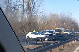 Zderzenie czterech samochodów na DK86 w Katowicach