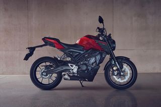 Honda CBR wraca na tron - rynek jednośladów w 2024 roku