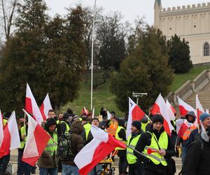 Protest rolników 20 marca w Lublinie. Przeszli ulicami miasta pod LUW