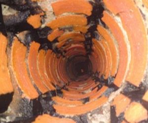 Wkład kominowy w starym kominie