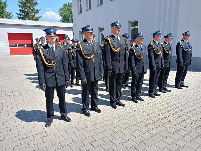 Akty nadania wyższych stopni służbowych odebrało w tym roku 21 strażaków z Komendy Miejskiej PSP w Siedlcach