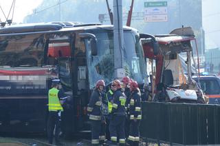Gdańsk: 14 osób rannych w zderzeniu autokaru z tramwajem. Są zarzuty dla sprawcy wypadku