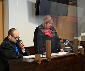 Zaszczepiła 40 dzieci nieznanym preparatem, narażając ich życie i zdrowie. Emerytowana pielęgniarka stanęła przed sądem