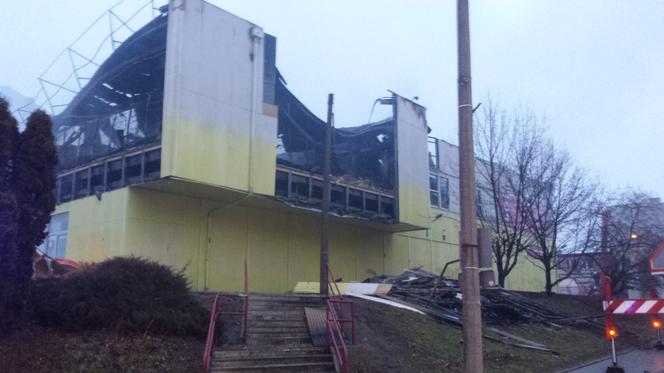 Pożar centrum handlowego Retman w Tczewie