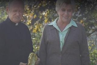 M jak miłość. Ksiądz (ś.p. Maciej Damięcki), Barbara (Teresa Lipowska)