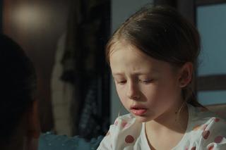 M jak miłość odcinek 1735 po wakacjach. Magda (Anna Mucha), Nadia (Mira Fareniuk)