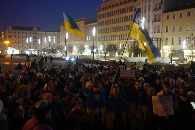 Manifestacja w trzecią rocznicę wybuchu wojny w Ukrainie