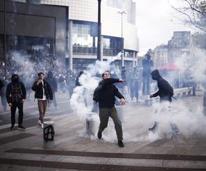 Protesty we Francji. Kilkunastu policjantów rannych