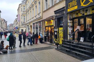 Tłusty Czwartek 2025. Tak wyglądają kolejki w Poznaniu
