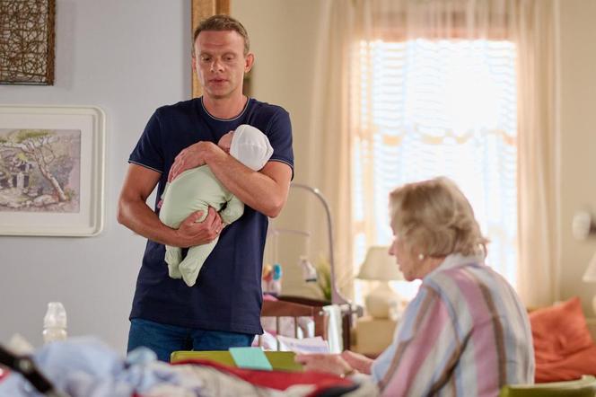 Na Wspólnej odc. 3721: Kamil (Kazimierz Mazur), Maria (Bożena Dykiel)