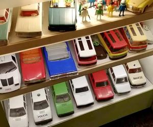 Zabawki z dawnych lat. Lalki, samochodziki, bączki i wiele innych. Pamiętasz je jeszcze? 