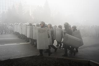 Prezydent przyjął dymisję rządu. Tłumy na ulicach, protesty w Kazachstanie