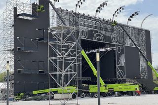 Przygotowania do Pikniku Tysiąclecia w Warszawie 