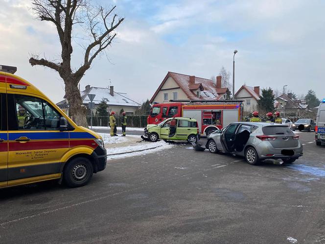 Poważny wypadek na skrzyżowaniu Ugory i Sadowej w Toruniu
