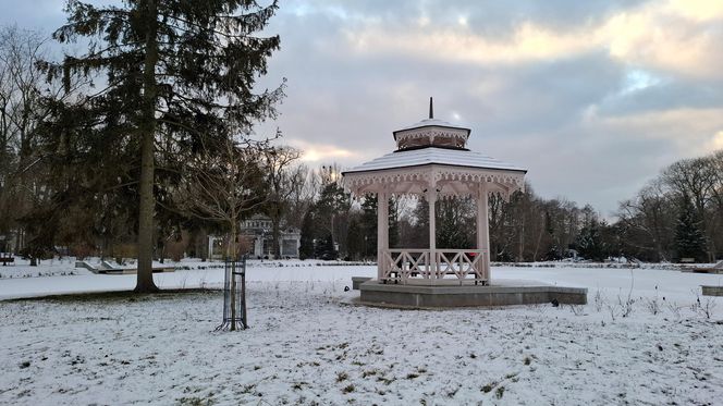 Nałęczów - Park Zdrojowy zimą