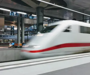 Codziennie jeździ do pracy 4 godziny! Pracująca w Warszawie bydgoszczanka każdego dnia pokonuje 600 km