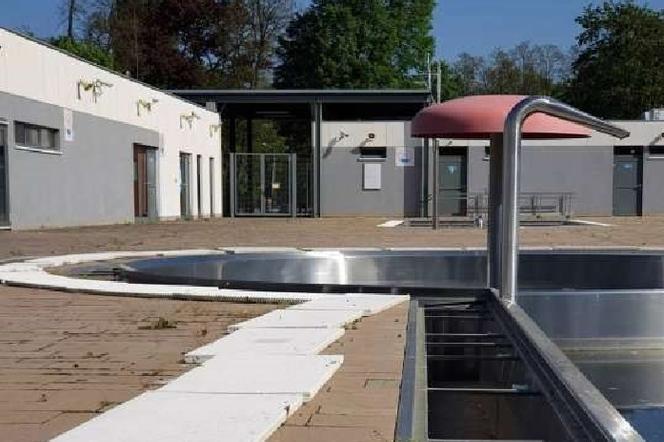 Trwają prace przy basenach odkrytych