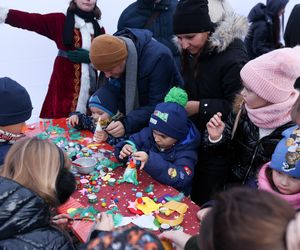 Manufaktura Świętego Mikołaja powróciła do Sosnowca. Warsztaty, jarmark, karuzele i inne atrakcje