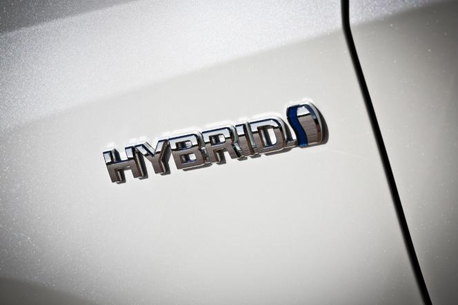 Toyota Auris II Hybrid