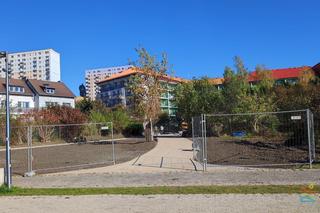 Park Nagórki - Jaroty. Prace przy budowie nowych dojść do zbiornika idą pełną parą [ZDJĘCIA]