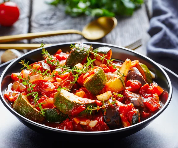 Jak zrobić leczo z cukinii - sprawdzony przepis