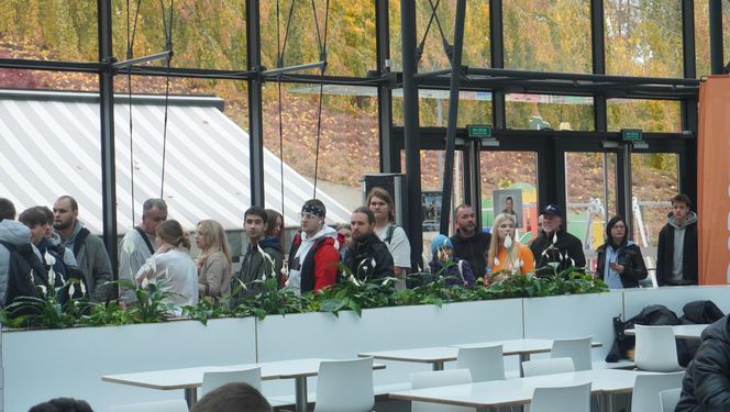 Tłumy na otwarciu Popeyes w Olsztynie. Rekordzista czekał w kolejce ponad 20 godzin