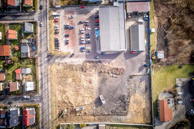 Nowy park handlowy powstaje w Knurowie ZDJĘCIA