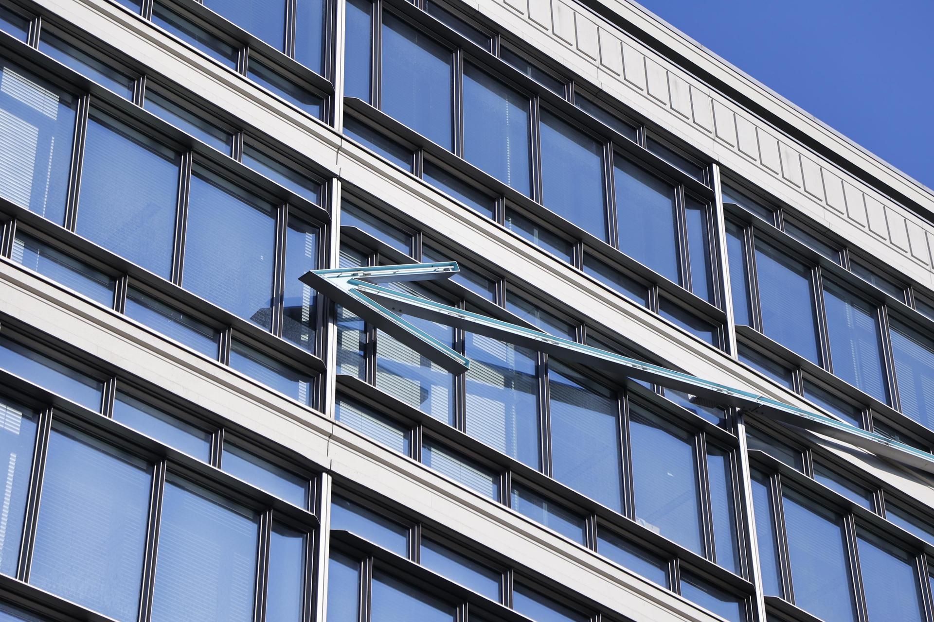 Warszawskie neony z PRL-u - zobacz zdjęcia iluminacji i sprawdź, gdzie je znaleźć